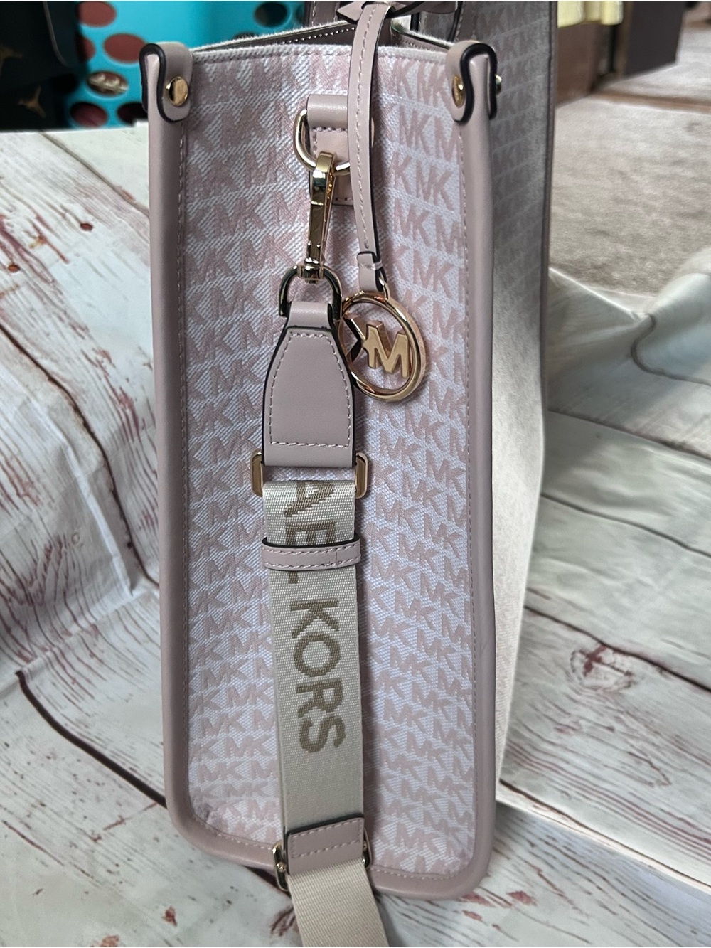 Michael Kors Large Signature Logo Tote with Branded Strap Blush Pink NWOT - Picture 11 of 12